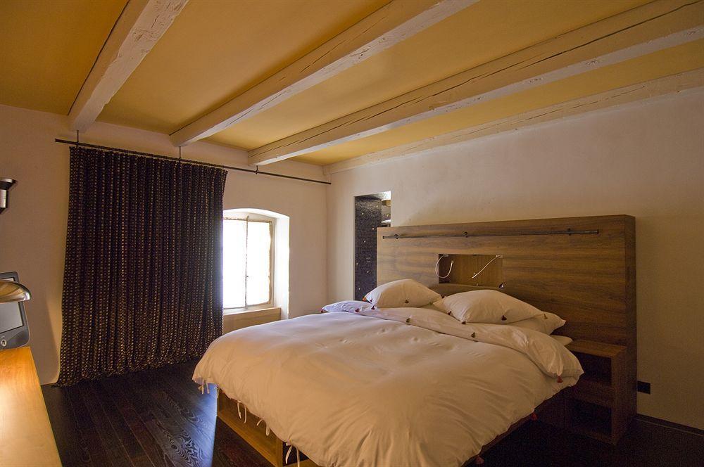 Chateau Le Rosey Hotel นีย็อง ภายนอก รูปภาพ